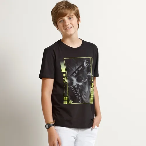 CAMISETA PLAY HARD