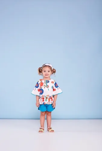 CONJUNTO BATA C/SHORT AZUL BARRADO FLORES - PRECOCE MCJ2830