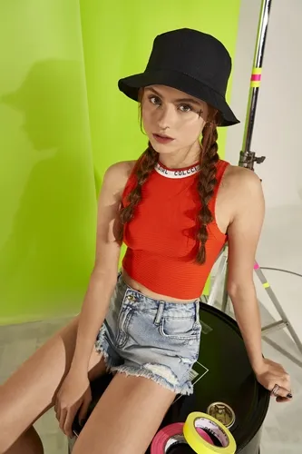SHORT TOMBOY ESTONADO LAVAGEM CLARA - COLCCI 0065300395