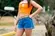 SHORT JEANS TAY DETALHE CORAL CINTURA - COLCCI 0065300393