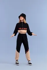CONJUNTO BLUSA MANGA LONGA COM ZIPER OUT OF MIND COM CALÇA VANILLA CREAM 51188022004