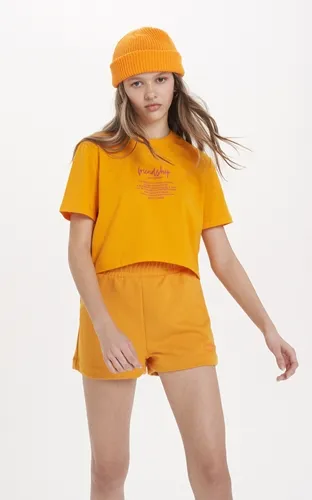 CONJUNTO CROPPED COM SHORT DETALHE ELASTICOS CÓS DIMY CON83519