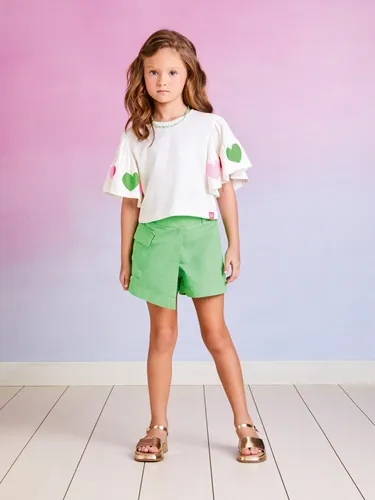 BLUSA COM ESTAMPA CORAÇÕES MOMI H4795