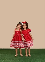 VESTIDO POMPOM NA MANGA PRECOCE MVT4322