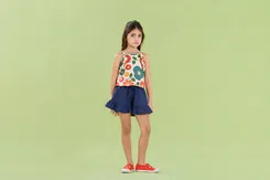 CONJUNTO BLUSA E SHORT COM BABADINHO ESTAMPA POR QUE A FLOR PRECOCE M2CJ4709
