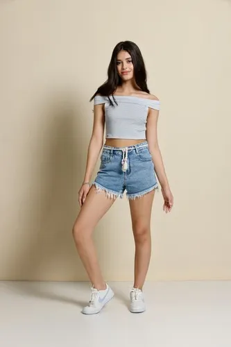 SHORT COM CINTO STORE DETALHE BARRA DESFIADA POAH NOAH 52832