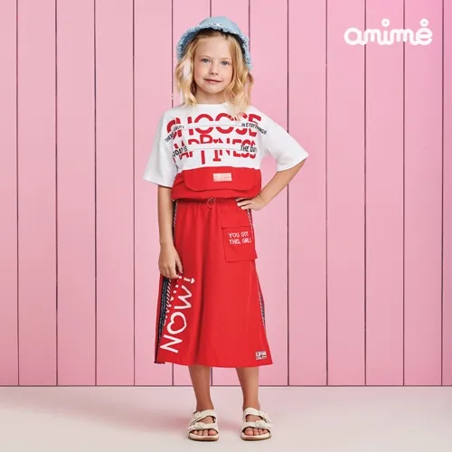 SAIA C/ BOLSO VERMELHO
