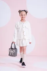 SAIA SHORT BOUCLE PREGAS LAPELAS BORDADAS PITUCHINHUS 30072